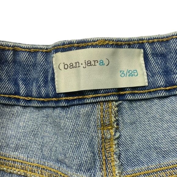 BAN-JARA Jr’s Sz 3/25 Super High Rise Loose Fit Cut Out Distressed Denim Shorts - Picture 5 of 5